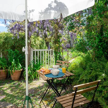 בית נופש La Pierre Fleurie By Interhome *
