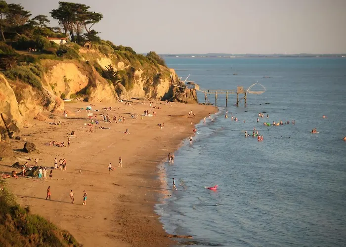 Сasa de vacaciones La Pierre Fleurie By Interhome