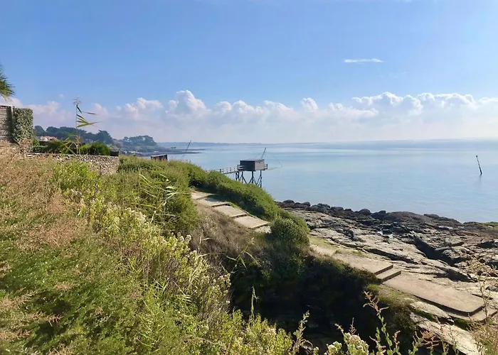 La Pierre Fleurie By Interhome